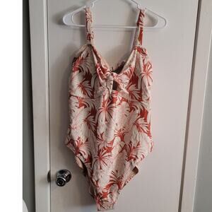 OLD NAVY Women’s Plus 3X One Piece Swimsuit Orange Palm Print Cut Out Padded